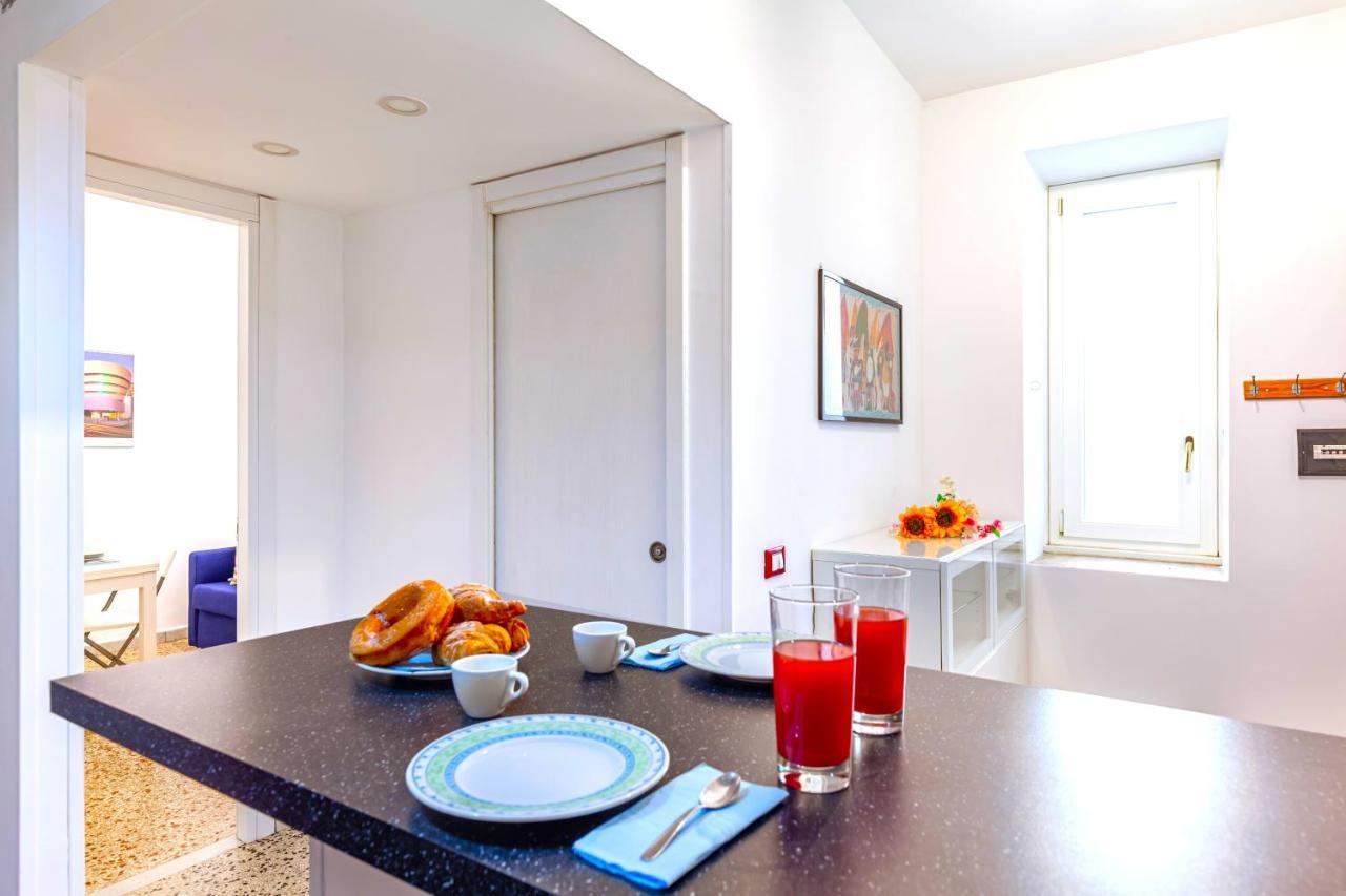 Hostly - Sant'Orsola Suite Apartment Roma Eksteriør bilde